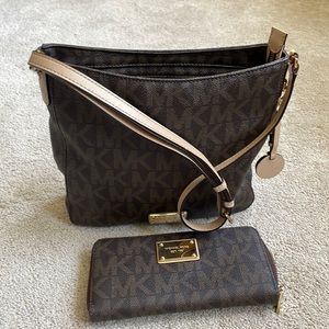 MICHAEL KORS Shoulder bag and MICHAEL KORS wallet